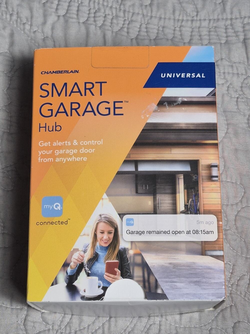 Chamberlain myQ Smart Garage Hub Universal WiFi Garage Door Controller MYQ-G0301